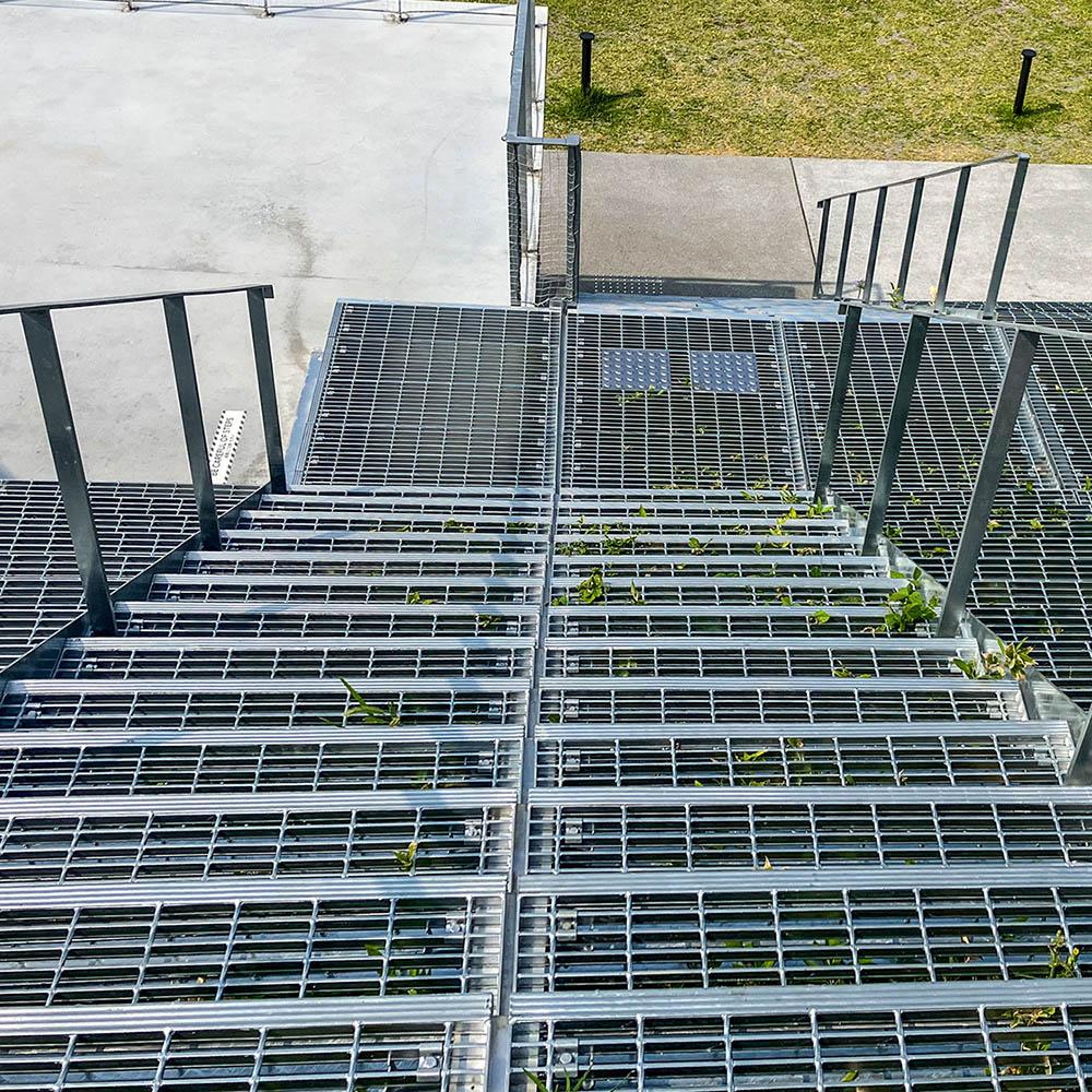 bar-grating-industrial-for-commercial-buildings