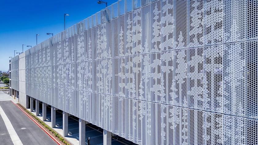 parking-structure-mesh-facade